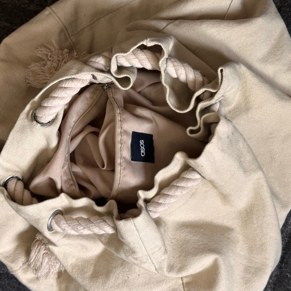 ASOS Oversized Duffel Bag / Backpack Rope Straps - Picture 4 of 8
